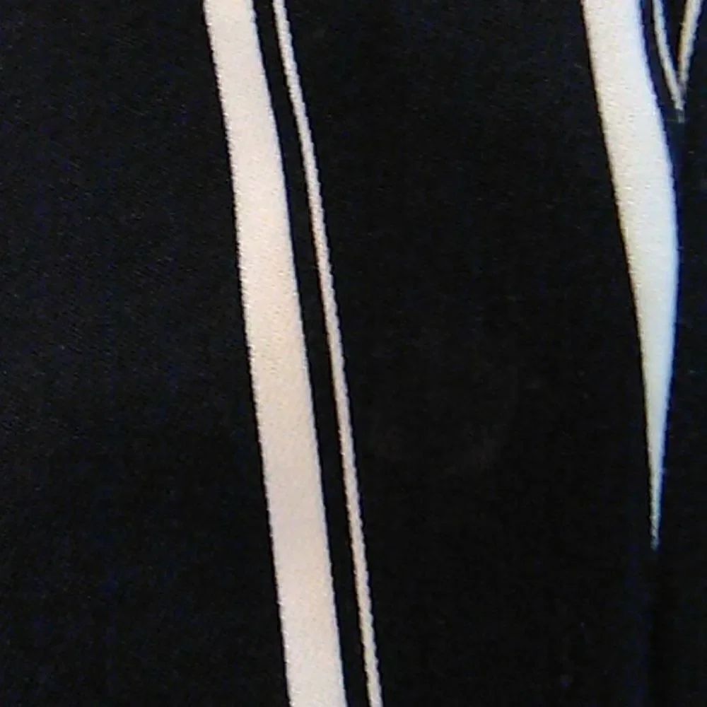 H & M Paper Bag Pants - Picture 5 of 11